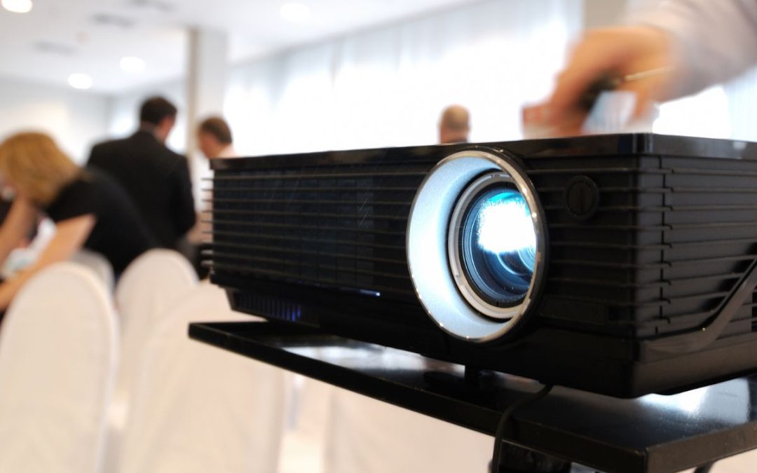 Noleggio videoproiettori: la soluzione per eventi, produzioni e centri di formazione